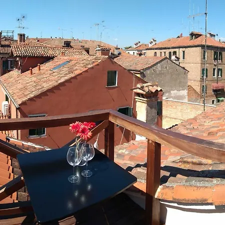 Biennale House Apartment